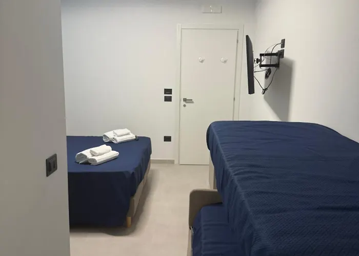 לינה וארוחת בוקר Sunset Con Jacuzzi A 200m Dal Mare *